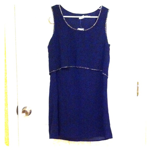 Navy blue sheath w/beaded embellishment. NWOT $20