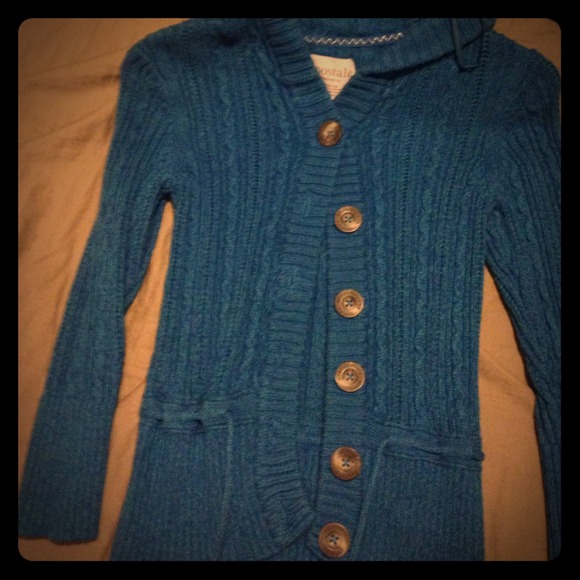 Blue Aeropostale hooded sweater