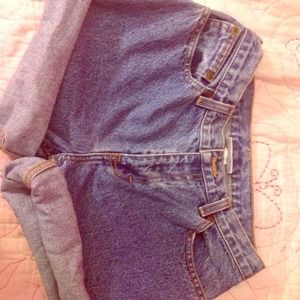 ❌ traded ❌ DIY high waisted shorts vintage
