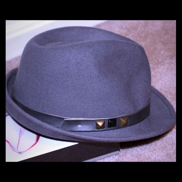 Grey Fedora