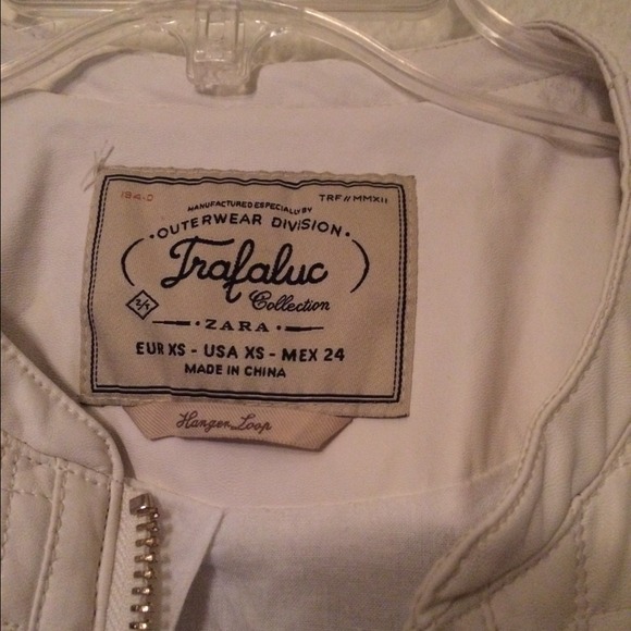 🚫SOLD🚫 🎉HP2/15🎉 White Zara Leather Jacket - Picture 2 of 4