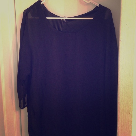 💢SOLD💢 Bundled. - Picture 1 of 2