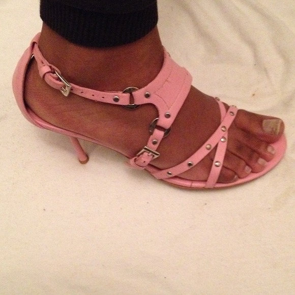 Low Heel shoe