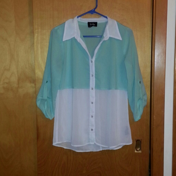 * SOLD *Mint green and white sheer top