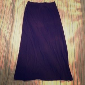 Black maxi skirt💁