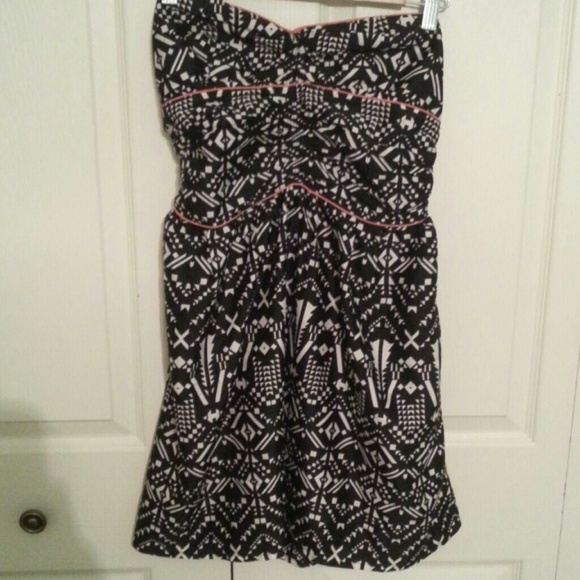 Tribal Print Strapless Dress
