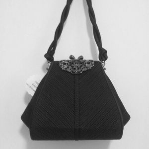 A very posh n portable purse
