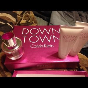 Brand new in box Calvin Klein Downtown set