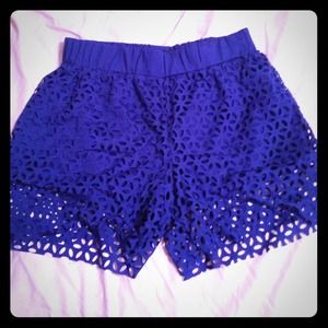 SOLD NWOT navy lace shorts