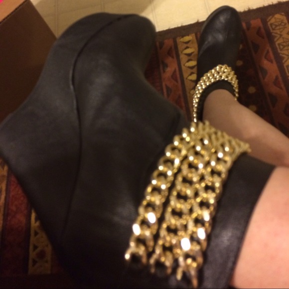 Chain Wedge Booties - Picture 2 of 2