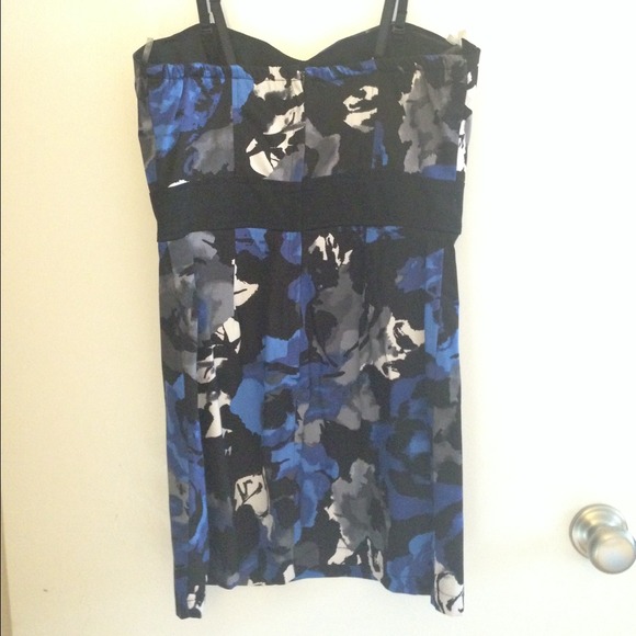 Blue/black dress - Picture 4 of 4