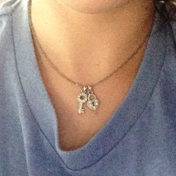 Heart Lock and Key Pendants. - Picture 3 of 3