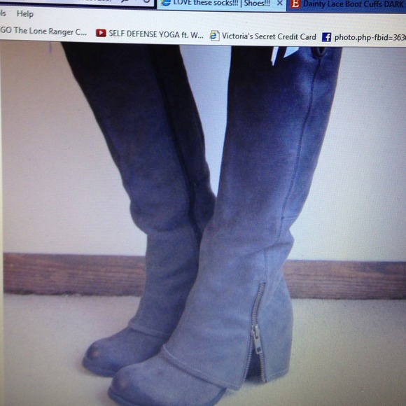 Searching for these boots!! 💗💗💗 - Picture 2 of 2