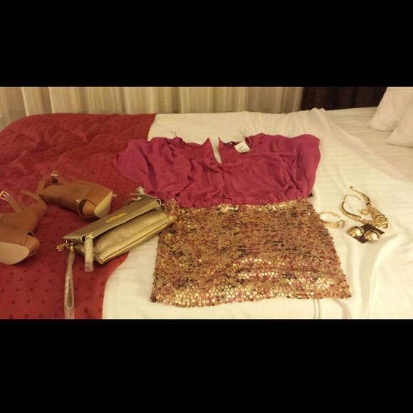 Dress - Picture 4 of 4