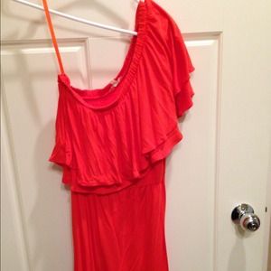 One-shoulder Gianni Bini dress.