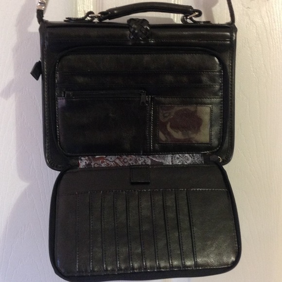 Brighton Handbag - Picture 4 of 4