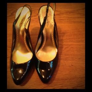 Charles David sling back pumps