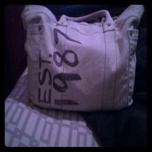 Aeropostale tote