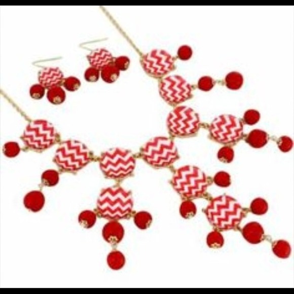 Red chevron bubble necklace set