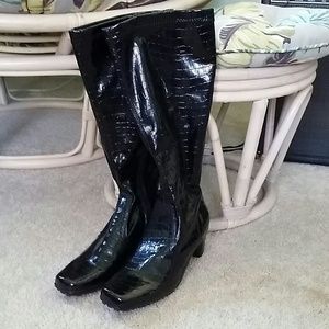 Boots sz 8 Aerosoles