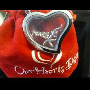 Hope by the sea necklace