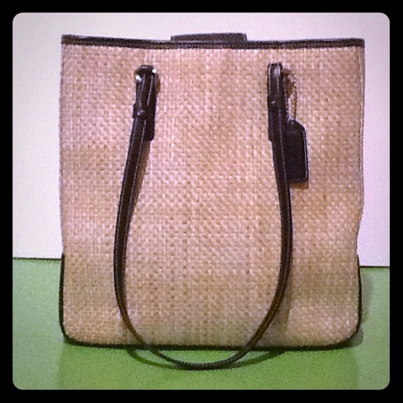 Timeless woven Coach tote