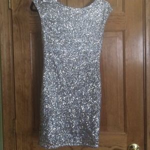 Heart loom Amy sequin dress