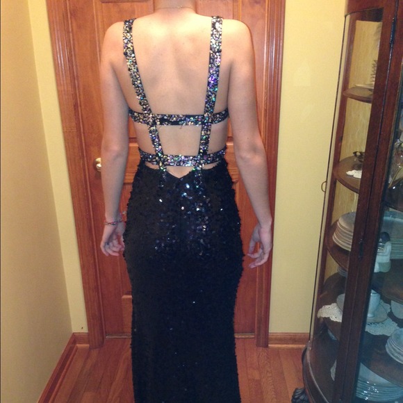 Prom Dress - Picture 2 of 3