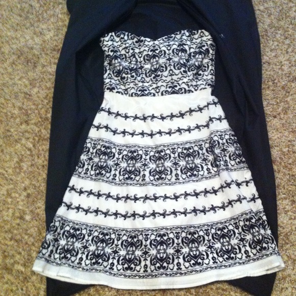 White House Black Market strapless dress