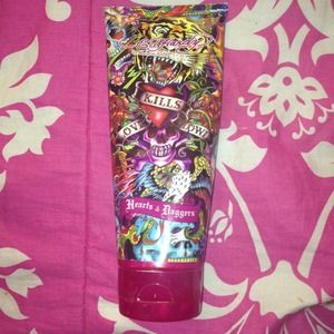 Hearts and daggers lotion