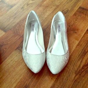 Jennifer Lopez flats