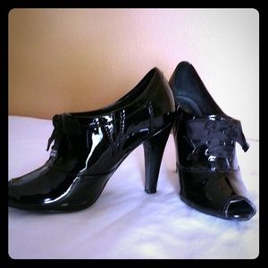 Faux black patent leather booties