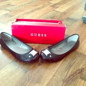 Black guess flats
