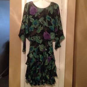 Ashley dress size 6 excellent condition backless