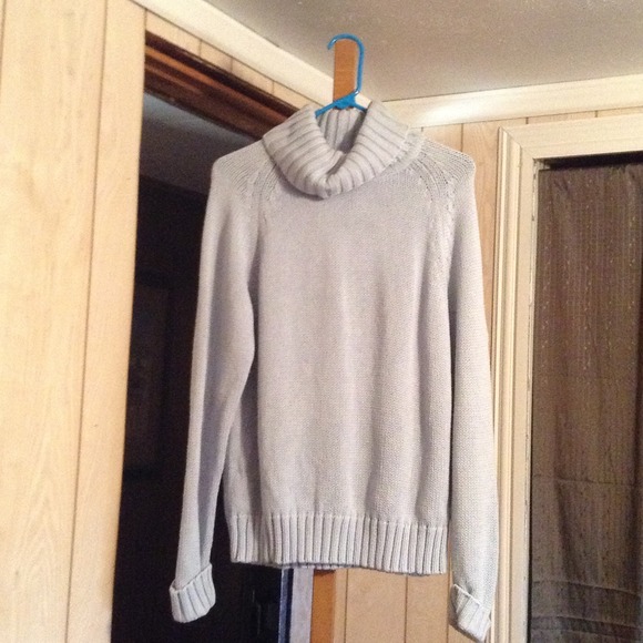 Calvin Klein Sweater