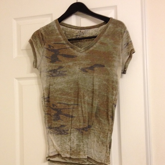 Camo tshirt