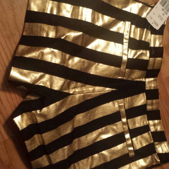 Striped Shorts - Picture 2 of 2