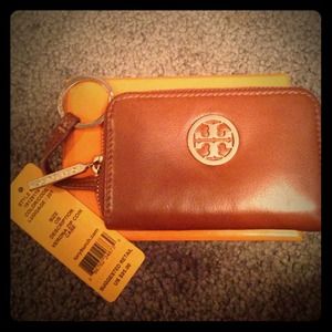 Tory burch leather key wristlet w/ box and tags