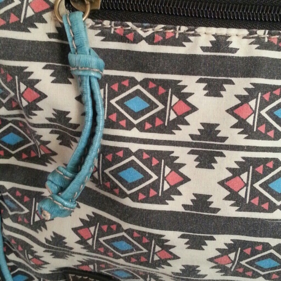 Tribal Pattern Bag - Picture 2 of 4