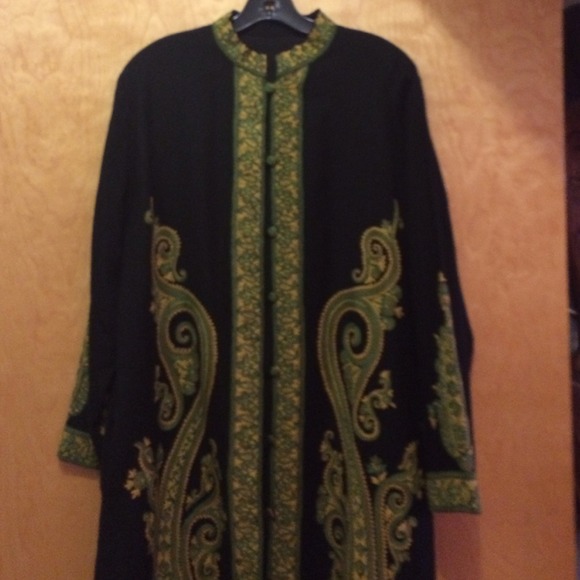 Coat - Picture 1 of 2
