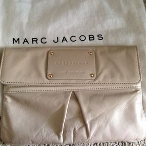 Marc Jacobs Clutch/Wristlet Royal Palais Nude $375