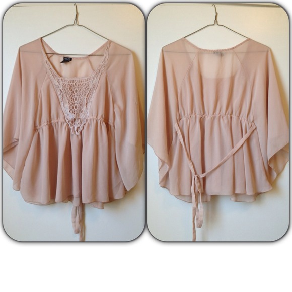 New without tags (nwot)Nude pink top/blouse