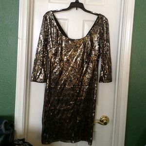 I am selling a cocktail dress
