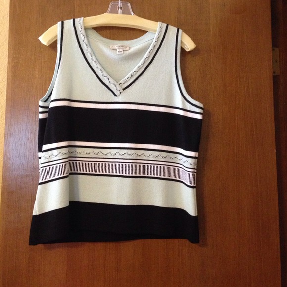 St. John Ladies Shell