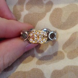 REDUCED ❤️ MUST SELL TODAY Chanel gold/silver ring