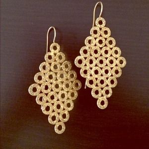 Jewelry - 18kt Gold plated Earrings NOT HEAVY‼️‼️ Jewelry - 18kt Gold plated Earrings NOT HEAVY‼️‼️