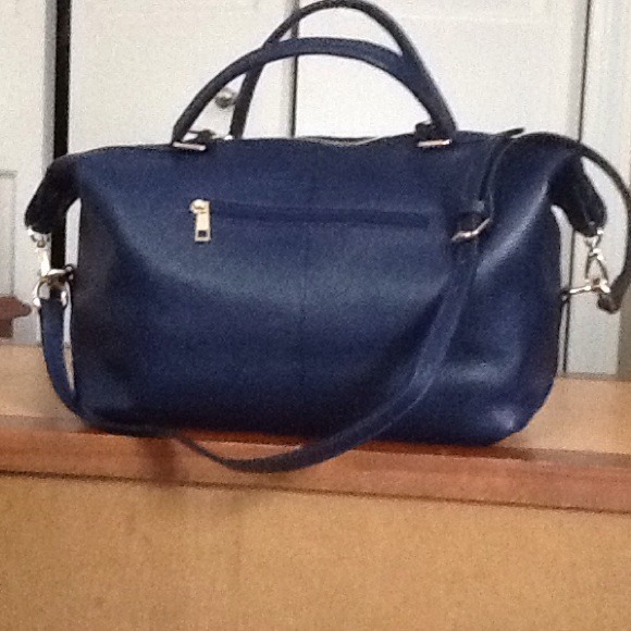 Handbag - Picture 2 of 4