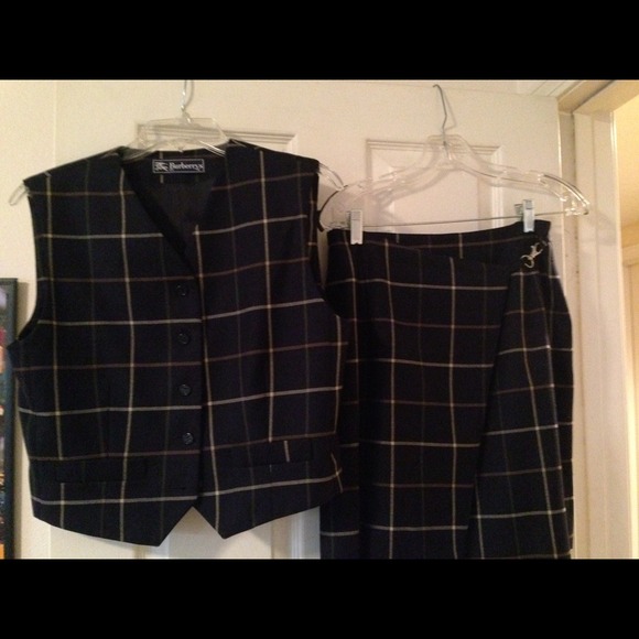 REDUCED! Vest and skirt - Burberry