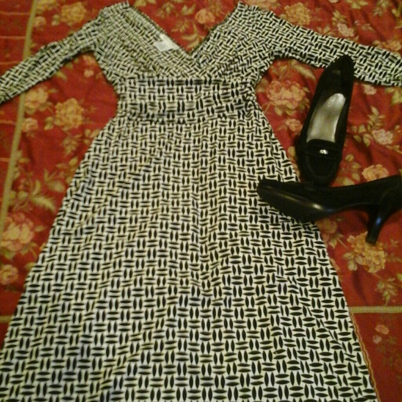 Flattering Maggy London dress