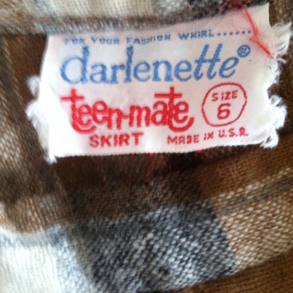 Vintage brown and gray pleated wool skirt. - Picture 2 of 2